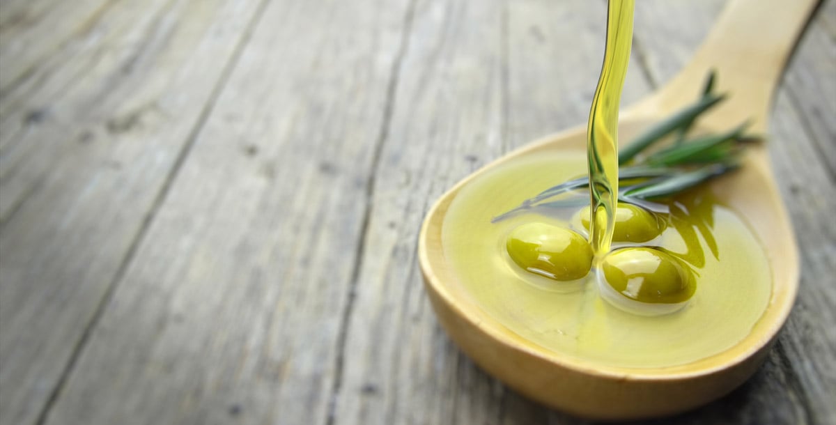 Olivenöl auf nüchternen Magen: Was sagen Experten zu seiner Verwendung?