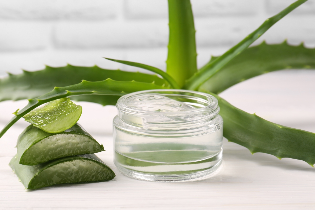 Wie Aloe Vera Ihre Haut verwandelt: sofortige Feuchtigkeitsversorgung, Beruhigung und Strahlkraft